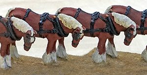 4 PERCHERONS PEINTS