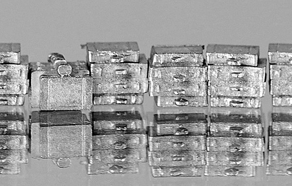ENSEMBLE de MALLETTES MÉTAL BLANC