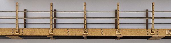 Kit TROCHITA WAGON PLAT LONG à RAMBARDES avec bogies archbar