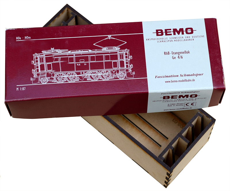 Kit BOÎTE de RANGEMENT LOCO BEMO L. NOTRE SYSTÈME PERMET de STOCKER les MODÈLES BEMO HO avec ACCESSOIRES et PIÈCES RAPPORTÉES MONTÉES dans une BOÎTE DÉDIÉE les PROTÉGEANT avec le COUVERCLE D’ORIGINE.