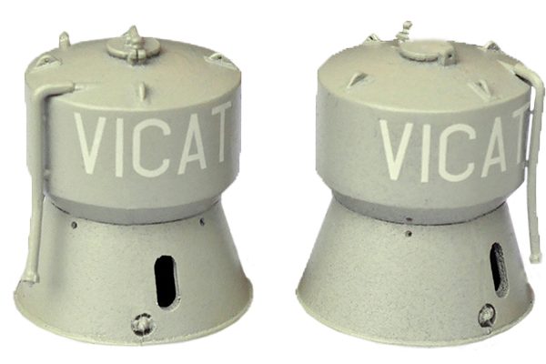PAIRE de CUVE à CIMENT VICAT MONTÉES PEINTES