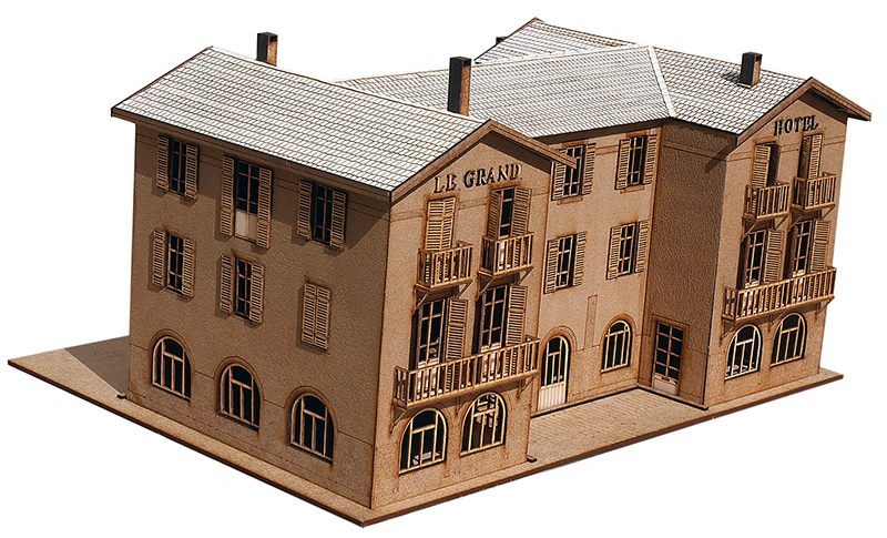 Kit du GRAND HÔTEL de Saint André-les-Alpes à l'échelle HO stricte Ce modèle comprend 286 pièces. Le modèle finement gravé comprend deux étages internes et toutes ses huisseries.
Fourni avec socle et tuiles en bandes pour un plus grand réalisme. – Image 3