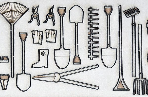 OUTILS de JARDIN, échelle O, France