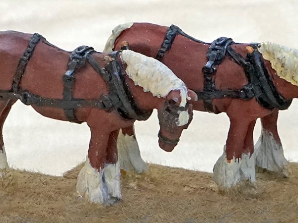 2 PERCHERONS PEINTS, échelle O, France